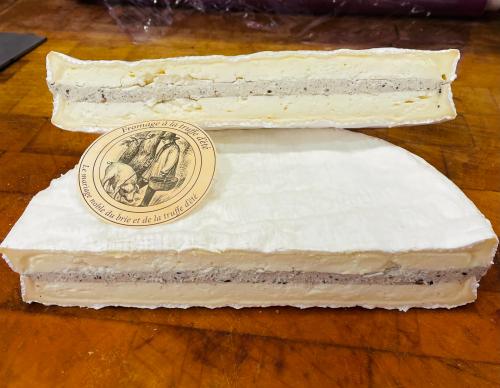 FROMAGE A LA TRUFFE D'ETE